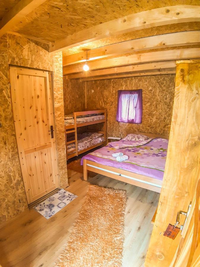 Hotel Camp Sutjeska Tjentiste Esterno foto