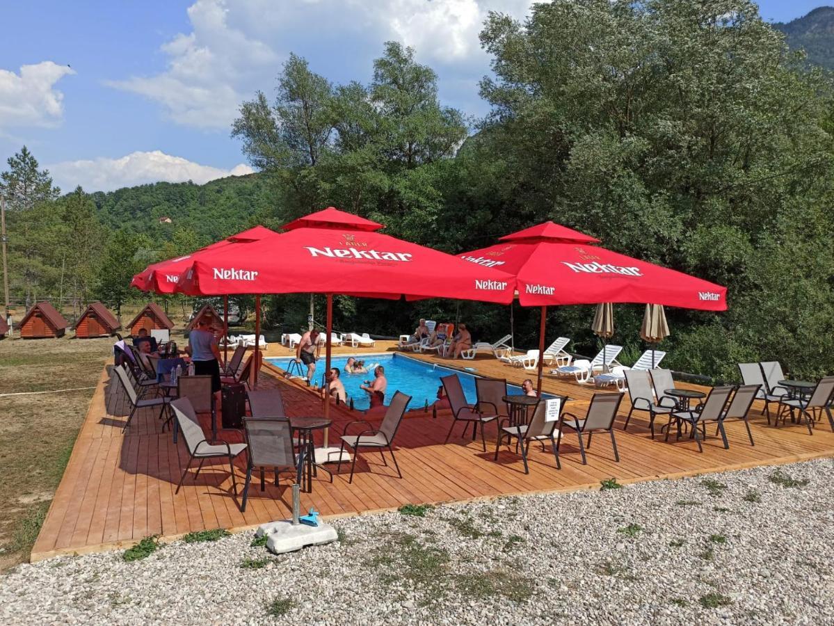 Hotel Camp Sutjeska Tjentiste Esterno foto