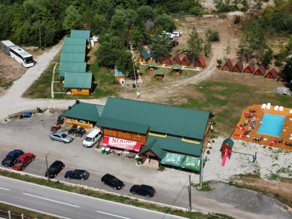 Hotel Camp Sutjeska Tjentiste Esterno foto