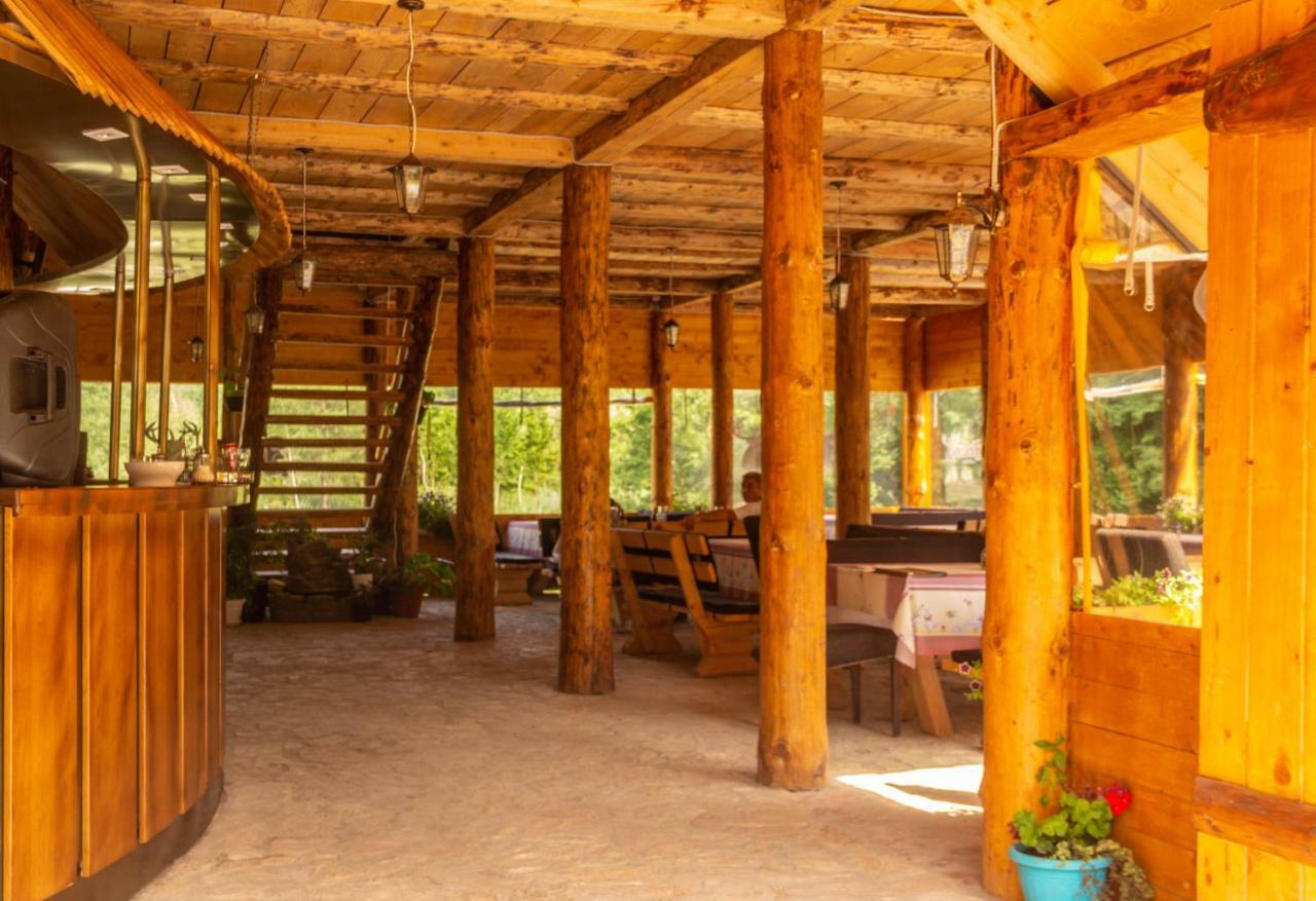 Hotel Camp Sutjeska Tjentiste Esterno foto