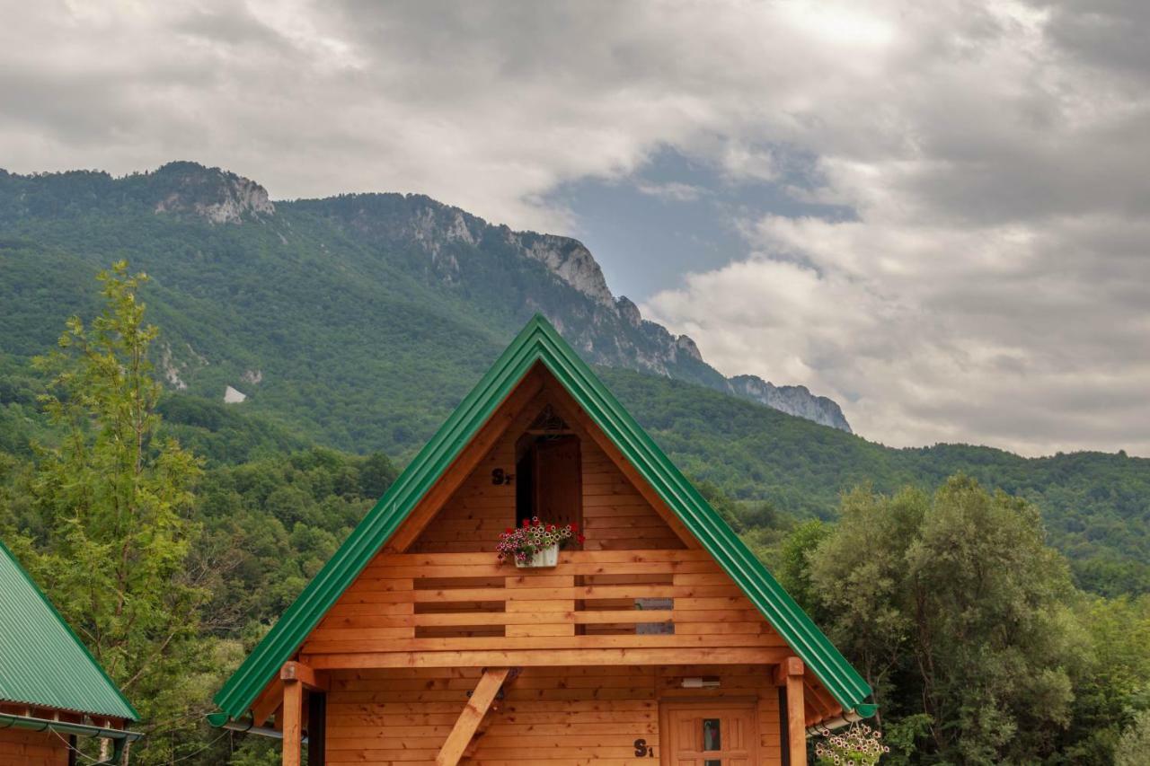 Hotel Camp Sutjeska Tjentiste Esterno foto